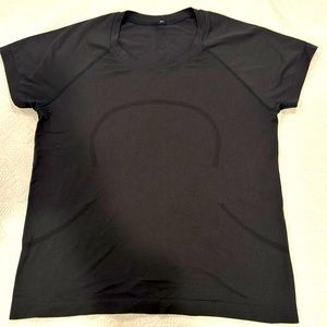 Lululemon Swiftly Tech T-shirt, race length, size 10, black